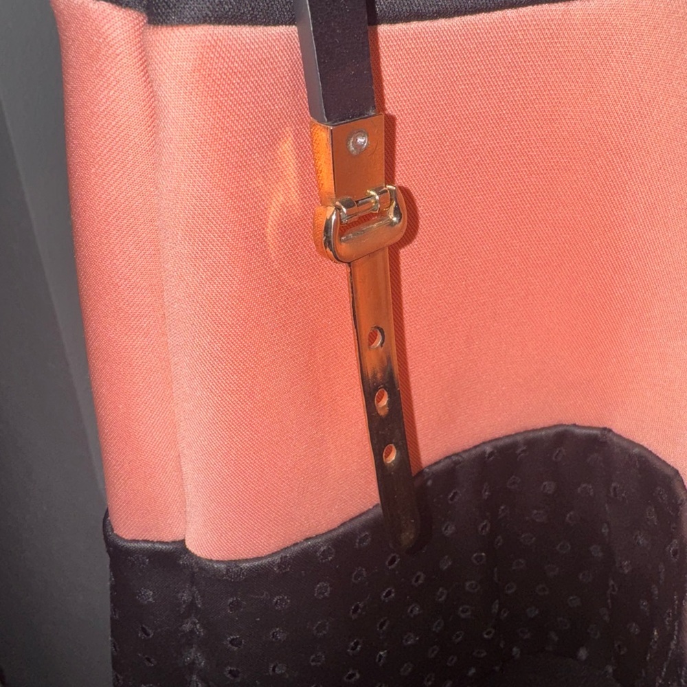 Chic Coral and Black Midi Dress - Picture 6 of 8